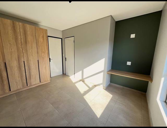 1 BEDROOM PROPERTY TO RENT IN LYNNWOOD GLEN